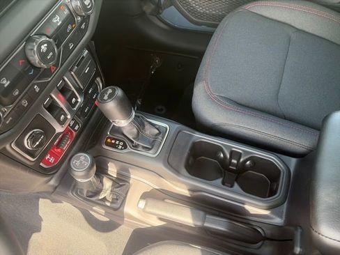 New 2026 Jeep Wrangler Rubicon w/ Xtreme 35 Tire Package image 31