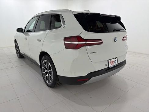 Used 2026 BMW X3 xDrive30i w/ Premium Package AWD/4WD image 3