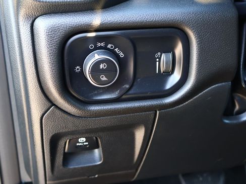 Used 2022 RAM 1500 Big Horn image 24