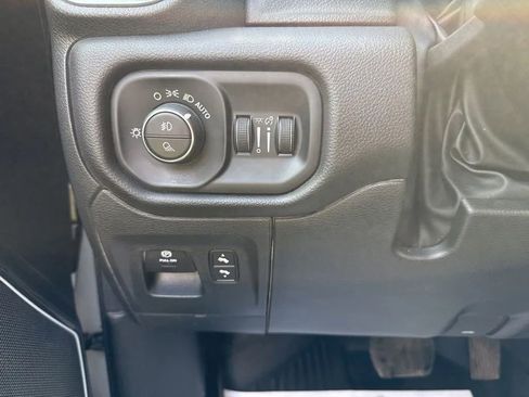Used 2023 RAM 1500 Laramie AWD/4WD image 19