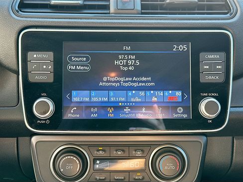 Used 2024 Nissan Leaf S image 21