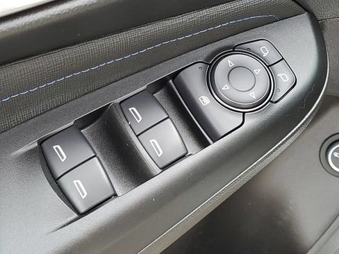 Used 2024 Buick Envista Sport Touring w/ Convenience I Package FWD image 28