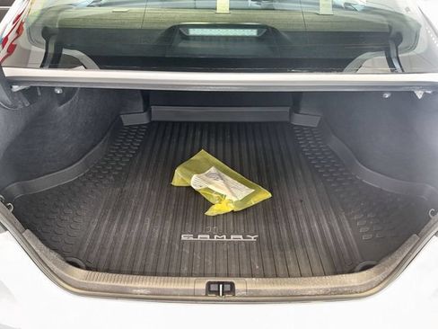 Used 2024 Toyota Camry LE w/ Convenience Package FWD image 23