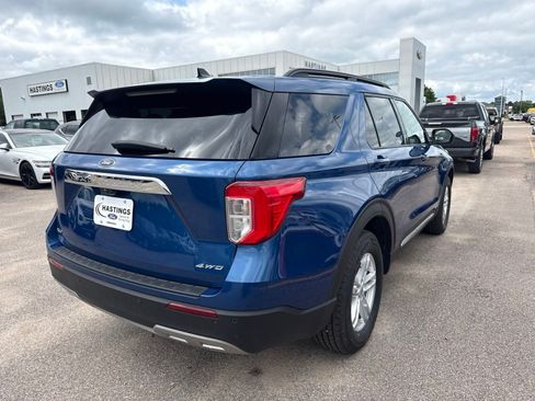 Certified 2023 Ford Explorer XLT w/ Equipment Group 202A AWD/4WD image 9