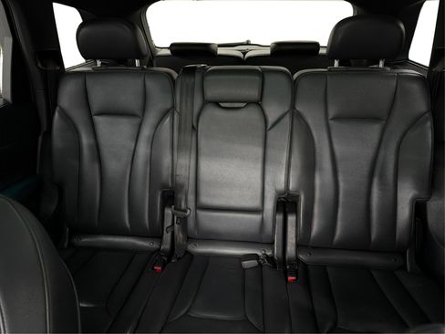 Used 2018 Audi Q7 3.0T Prestige w/ Prestige Package image 41