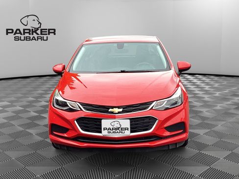 Used 2017 Chevrolet Cruze LT FWD image 8