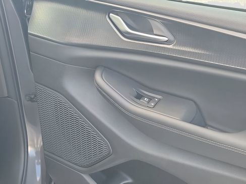 New 2025 Jeep Grand Cherokee Laredo image 48