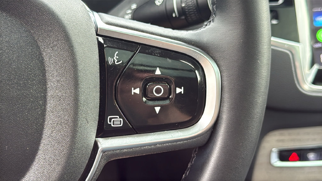 Certified 2024 Volvo XC90 T8 Ultimate AWD/4WD image 16