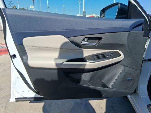 New 2026 Nissan Sentra SL w/ Floor Mat Package FWD image 21