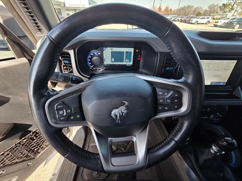 Used 2022 Ford Bronco Black Diamond image 13