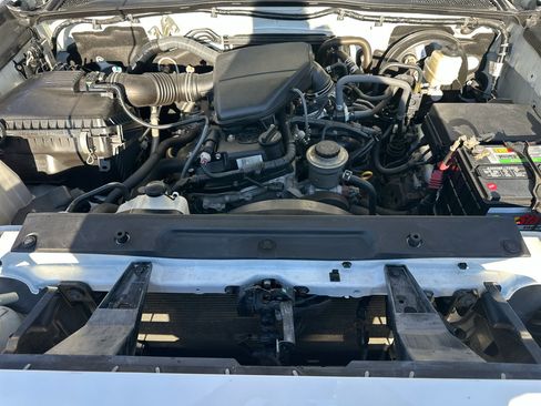 Used 2020 Toyota Tacoma SR5 image 26