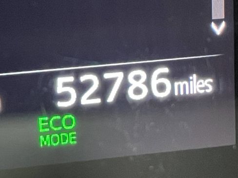 Used 2024 Toyota Camry SE image 36