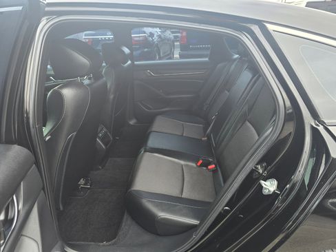 Used 2022 Honda Accord Sport image 13