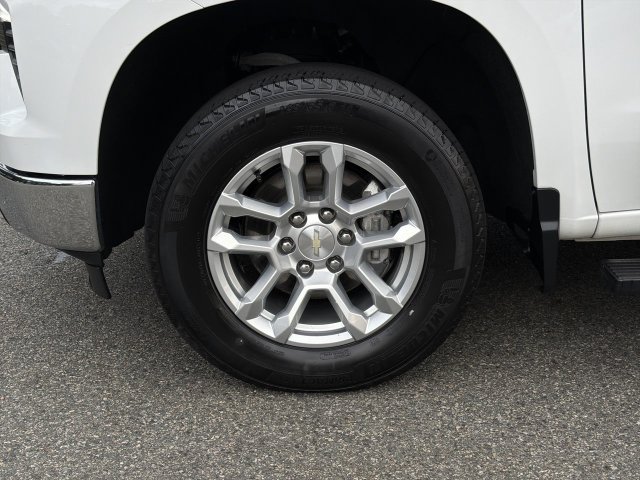 Used 2022 Chevrolet Silverado 1500 LT AWD/4WD image 10