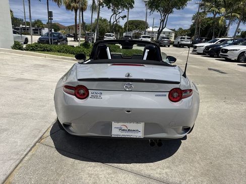 New 2026 MAZDA MX-5 Miata Club w/ Interior Package RWD image 2
