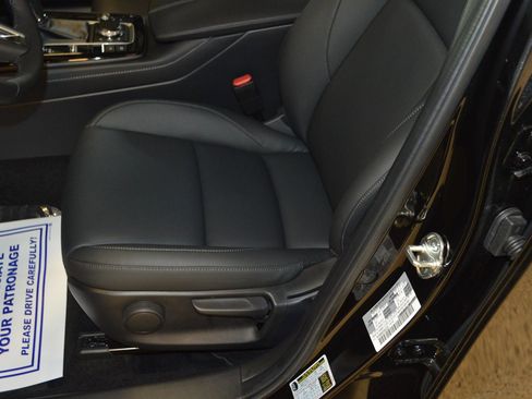 New 2025 MAZDA CX-30 AWD 2.5 S w/ Select Sport Pkg image 15