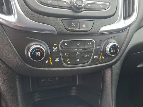 Used 2023 Chevrolet Equinox LT image 15