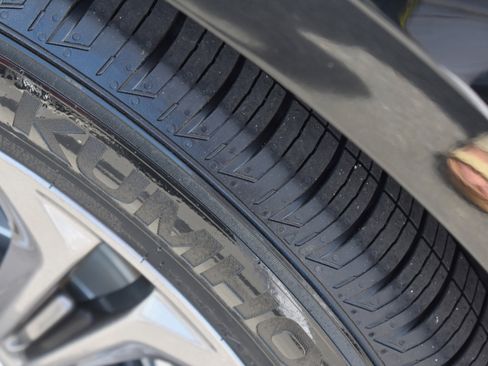 Used 2024 Honda Accord EX-L image 11