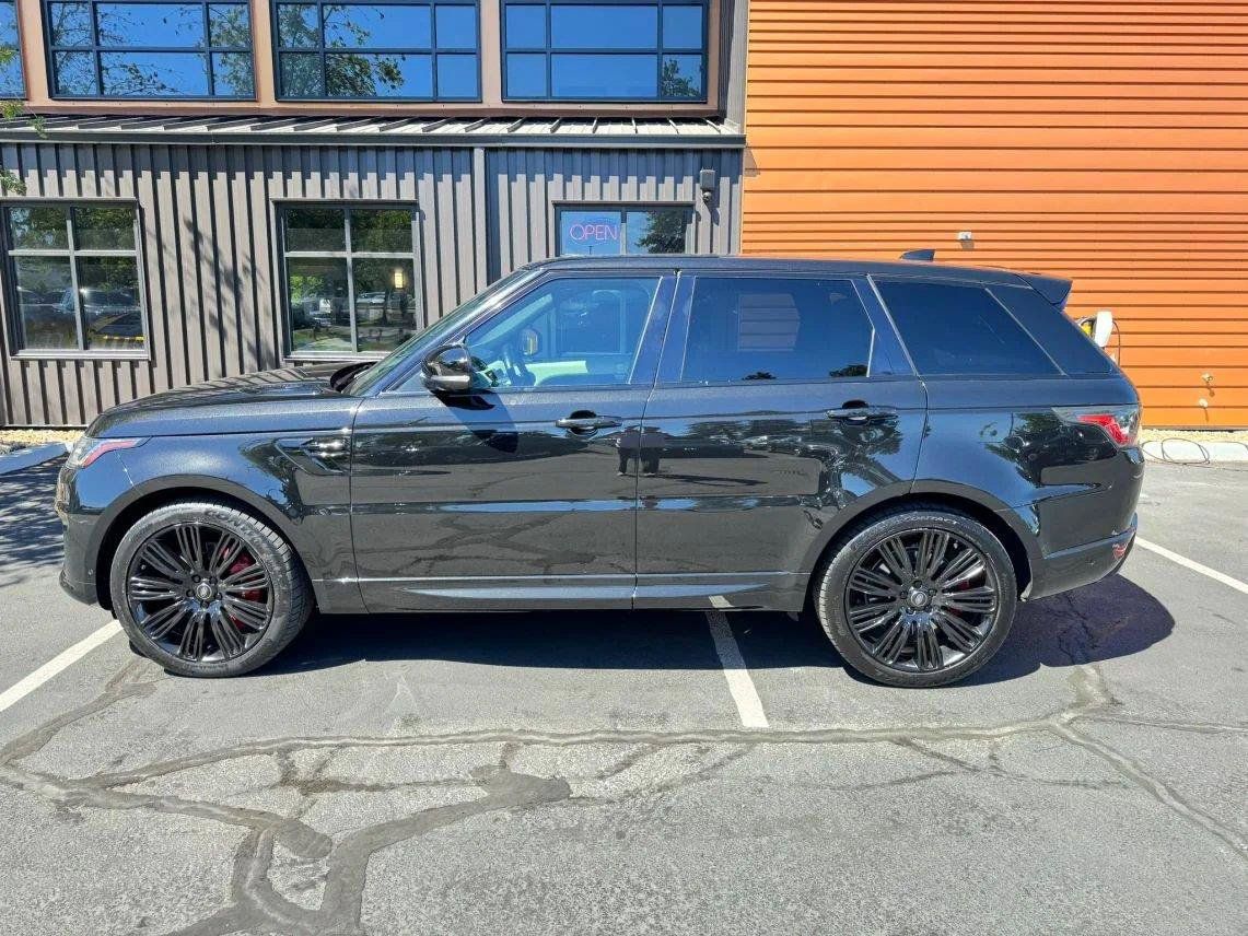 Used 2019 Land Rover Range Rover Sport Supercharged AWD/4WD image 2
