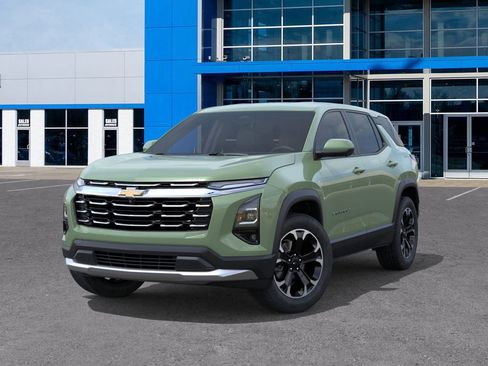 New 2026 Chevrolet Equinox LT w/ Convenience Package II image 7