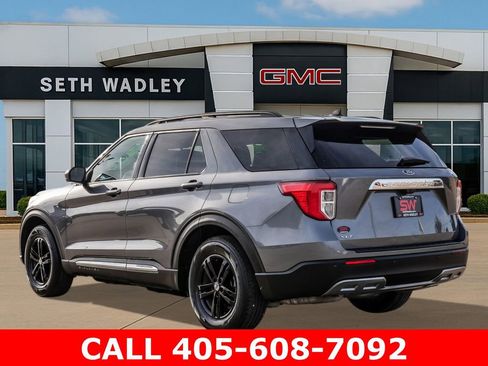 Used 2024 Ford Explorer XLT w/ Equipment Group 202A image 5