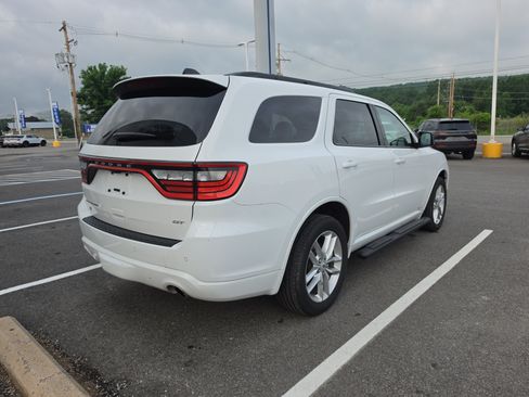 Used 2025 Dodge Durango GT AWD/4WD image 3