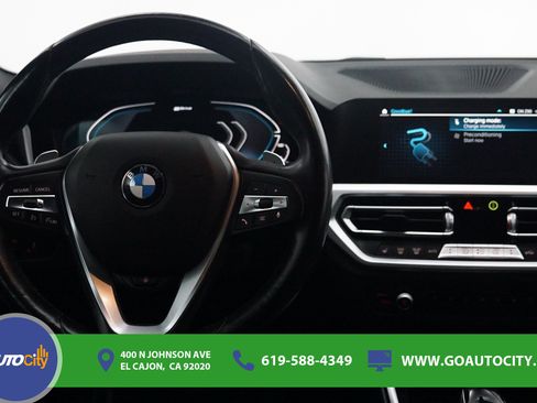 Used 2021 BMW 330e w/ Premium Package RWD image 5