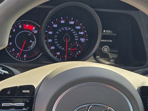 Used 2021 Hyundai Elantra SEL FWD image 11