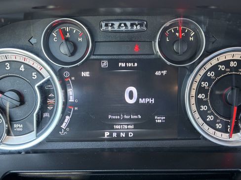 Used 2014 RAM 2500 Laramie w/ HD Snow Plow Prep Group image 22