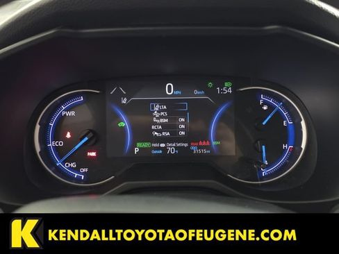 Used 2025 Toyota RAV4 XLE AWD/4WD image 16