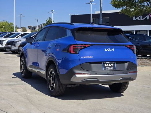 New 2026 Kia Sportage EX w/ EX Panorama Roof Package AWD/4WD image 3