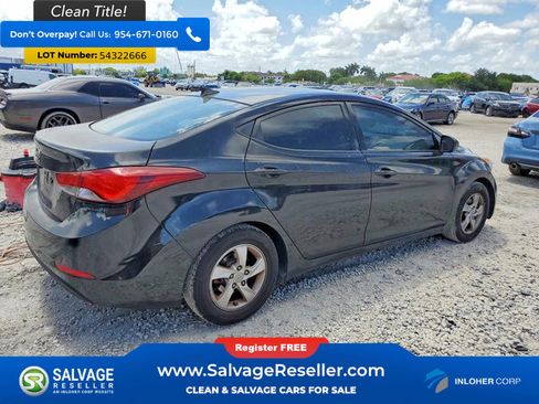 Used 2015 Hyundai Elantra SE FWD image 4
