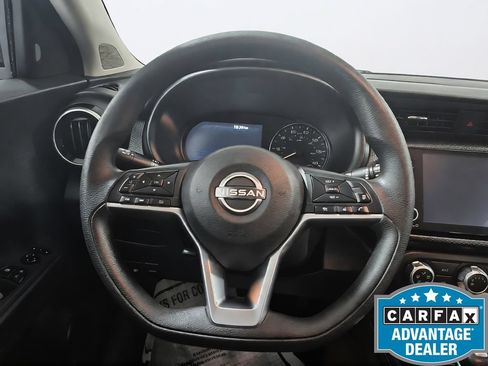 Used 2023 Nissan Kicks SV FWD image 34