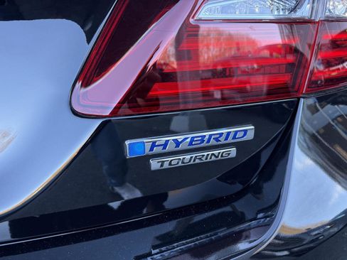 Used 2017 Honda Accord Touring image 37