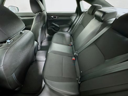 Used 2023 Honda Civic Sport image 25