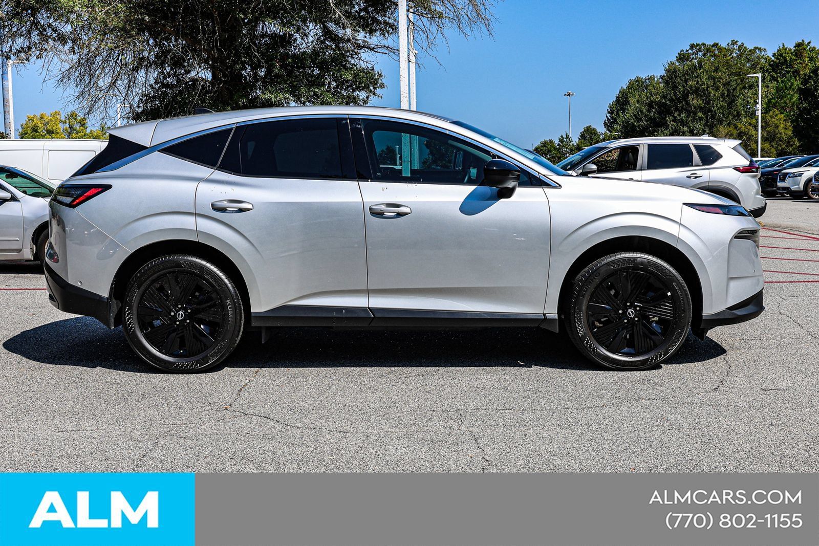 Certified 2025 Nissan Murano SV FWD image 10