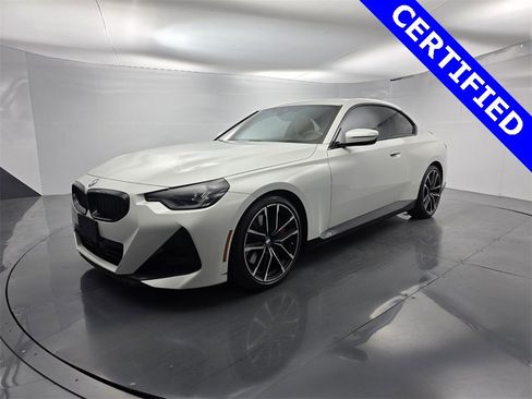 Used 2023 BMW 230i 230i w/ M Sport Package image 8