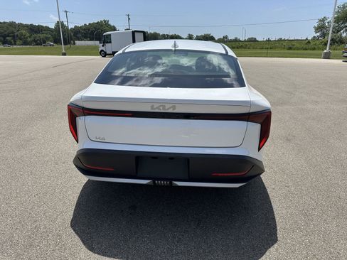 Used 2025 Kia K4 FWD image 5