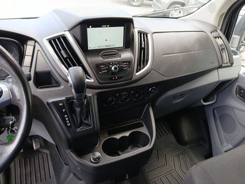 Used 2018 Ford Transit 350 XLT RWD image 19