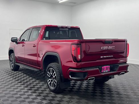 Used 2025 GMC Sierra 1500 AT4 w/ AT4 Premium Package AWD/4WD image 3