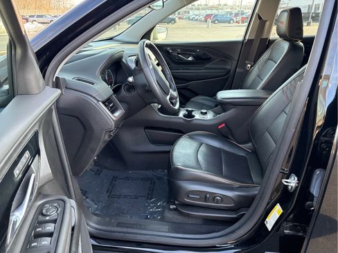 Used 2022 GMC Terrain AT4 w/ Infotainment Package II image 17