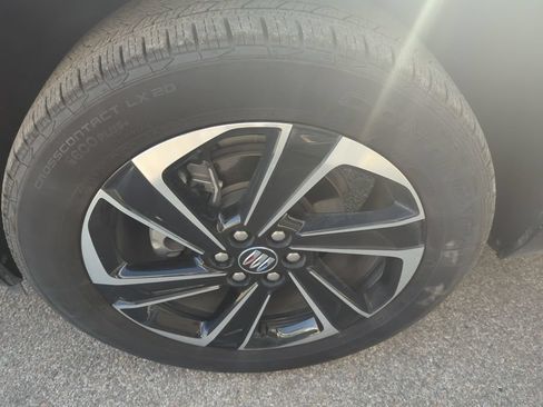 Certified 2026 Buick Enclave Sport Touring FWD image 12
