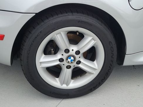 Used 2000 BMW Z3 2.5i RWD image 12