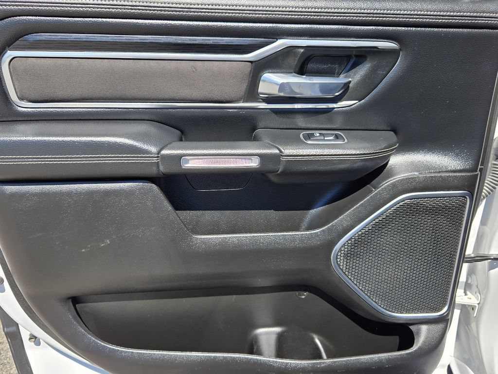 Used 2023 RAM 1500 Laramie AWD/4WD image 39