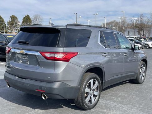 Used 2019 Chevrolet Traverse LT w/ LT Premium Package AWD/4WD image 7