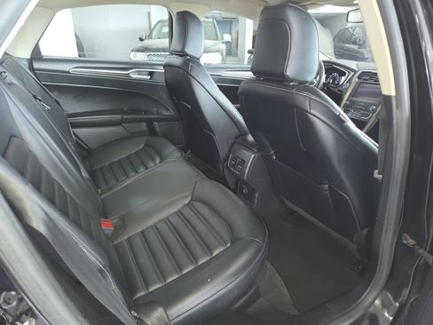 Used 2020 Ford Fusion SEL FWD image 25