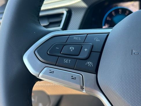 New 2026 Volkswagen Atlas Cross Sport SEL R-Line AWD/4WD image 24