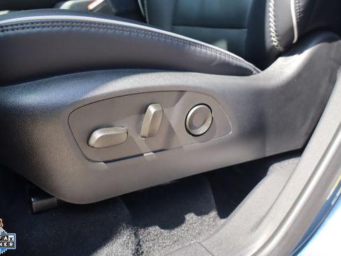 Used 2025 GMC Acadia Denali w/ LPO, Floor Liner Package FWD image 14