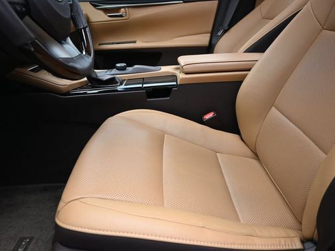 Used 2018 Lexus ES 350 w/ Premier Package FWD image 13