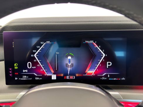 Certified 2023 BMW 760i xDrive image 18